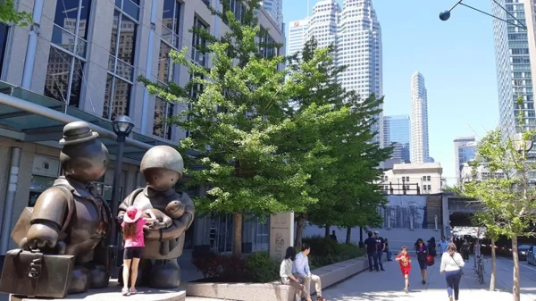 Toronto Private City Tour - Image 5